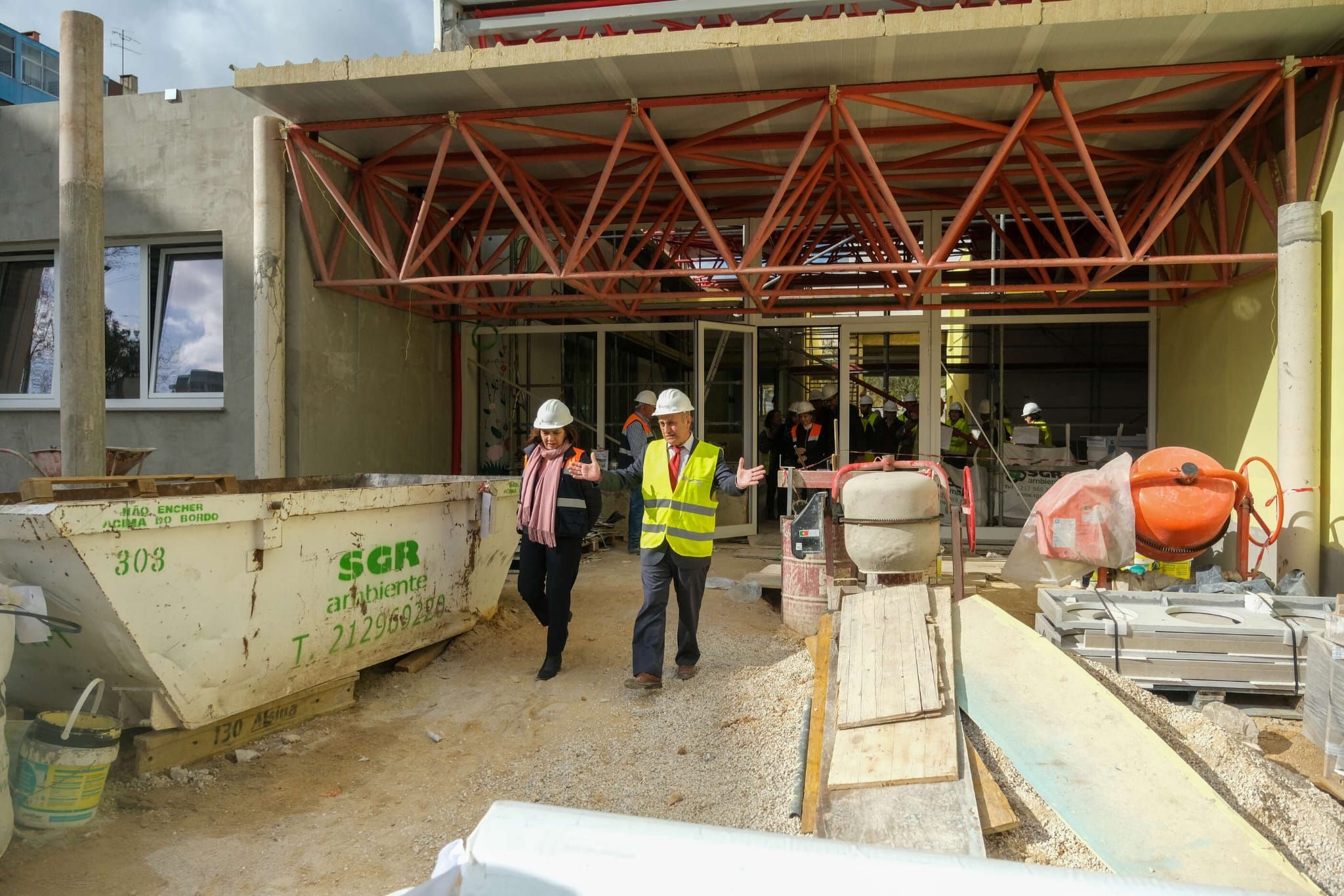 Obras nas escolas Maria Rosa Colaço e Cataventos quase concluídas | CM ...