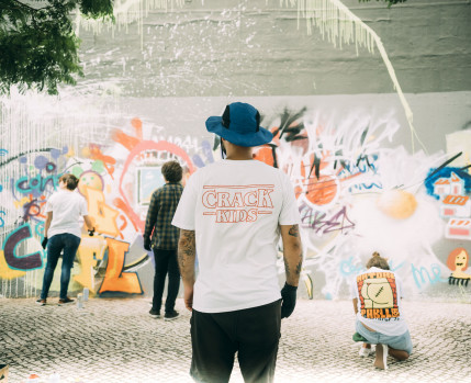 Crack Kids - Pintura de Graffiti