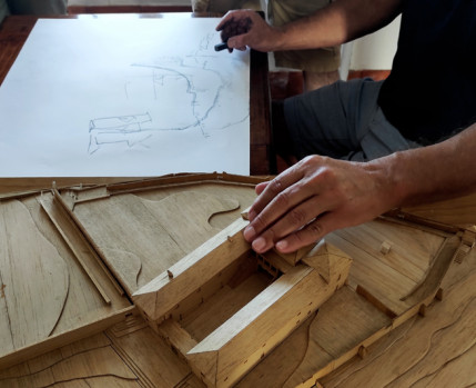 Desenho na Exposição (acessível ao público cego e com baixa visão)