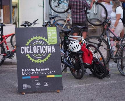 Cartaz de uma cicloficina