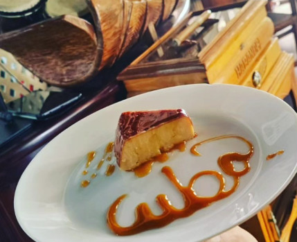 Los Cubanos