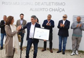 Alberto Chaíça dá nome à Pista Municipal de Atletismo