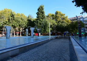 Monumento ao Movimento Associativo Popular requalificado
