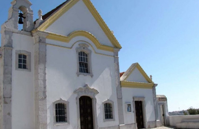Igreja N. Sra Mãe de Deus e dos Homens
