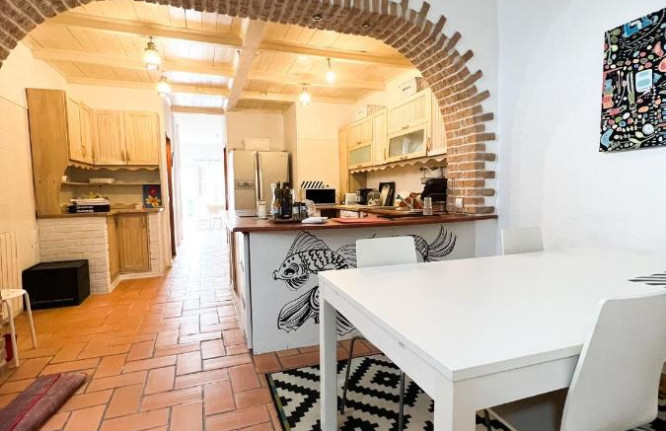 Hostel Caparica Surfers Paradise