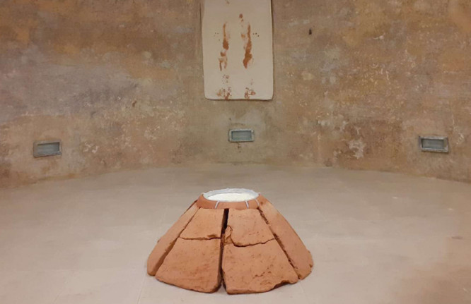 Exposição “O Corpo Contentor”, de Maria José Oliveira 