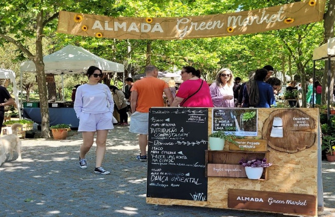 Almada Green Market