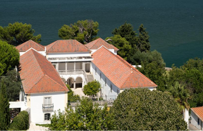 Casa da Cerca - Centro de Arte Contemporânea