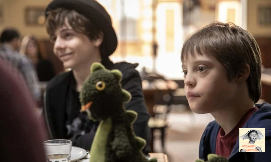 Mio fratello rincorre i dinosauri