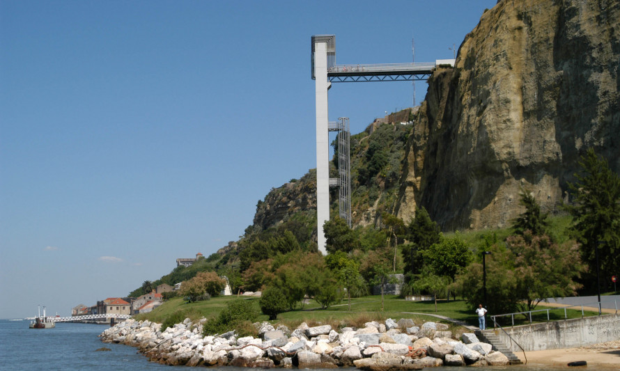 Almada