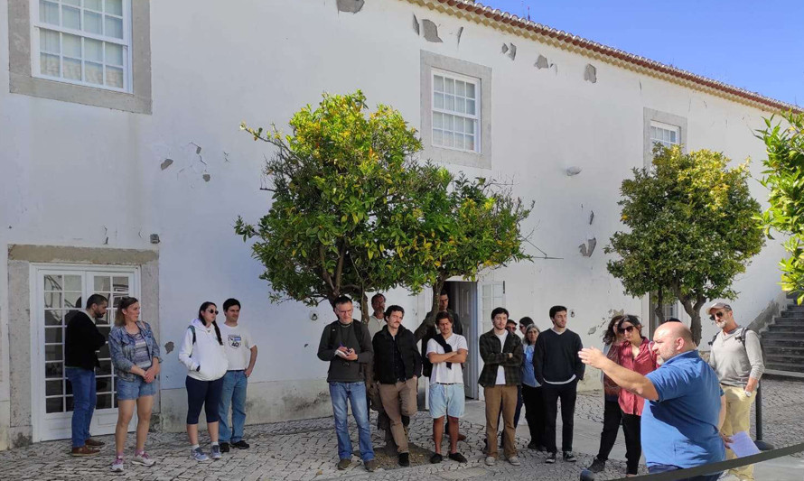 Percursos à volta da Casa da Cerca