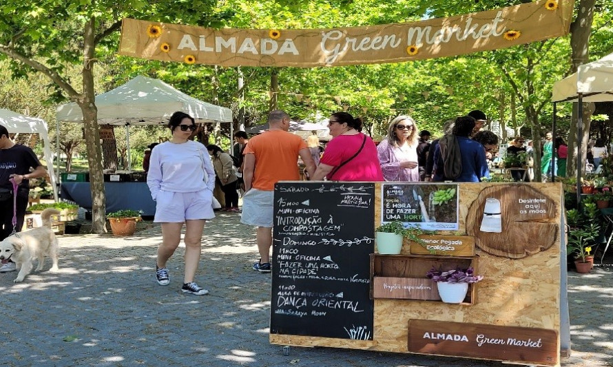 Almada Green Market