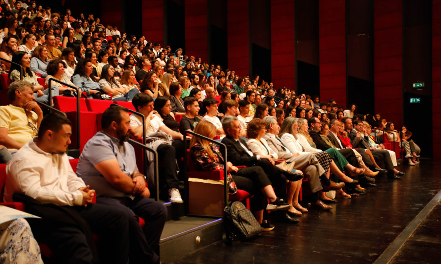 Almada, Dia Mundial da Língua Portuguesa, Teatro Municipal Joaquim Benite, Ricardo Araújo Pereira, Gregório Duvivier. ©Florbela Salgueiro | CMA