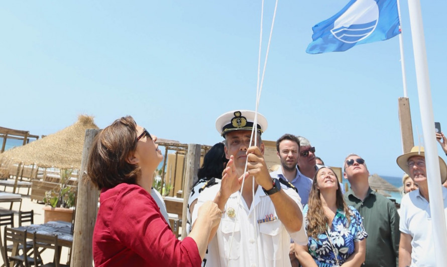 Dez praias de Almada recebem Bandeira Azul 