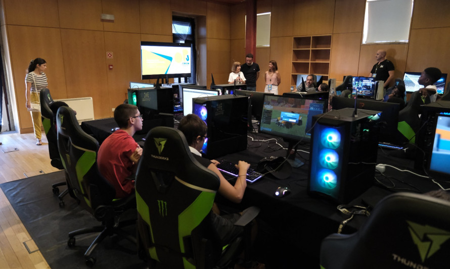 Lançamento OPJovem durante Almada Gaming Fest
