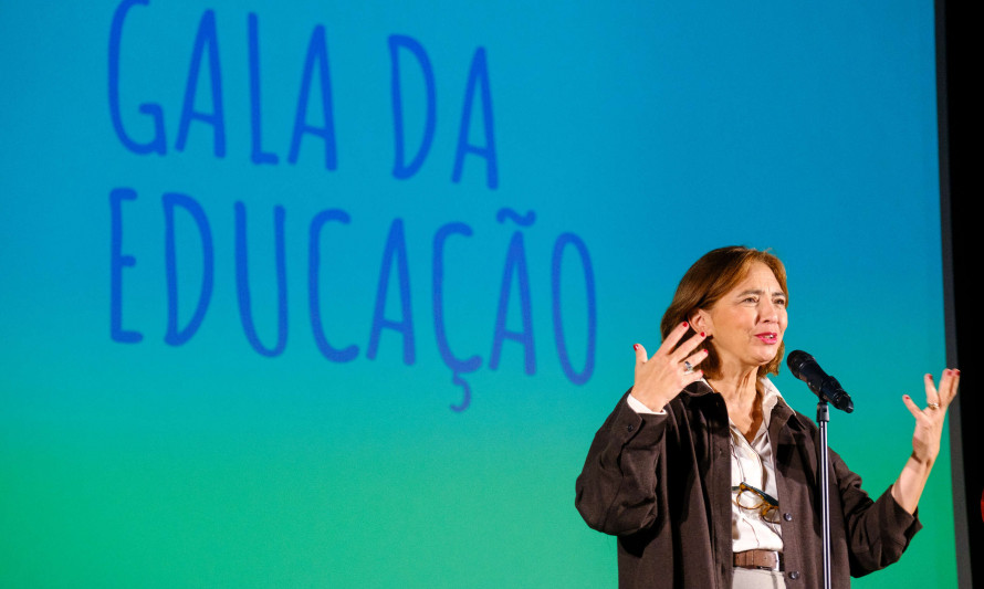  1.ª Gala da Educação, prémios, homenagem, alunos, professores, 2023, FCT, Inês de Medeiros, presidente