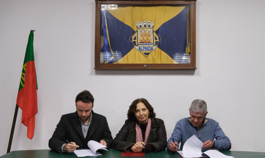 Assinatura de contrato-programa com o Almada Atlético Clube