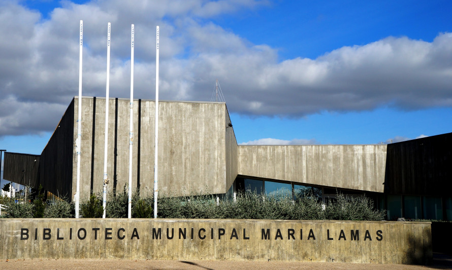 Biblioteca Municipal Maria Lamas