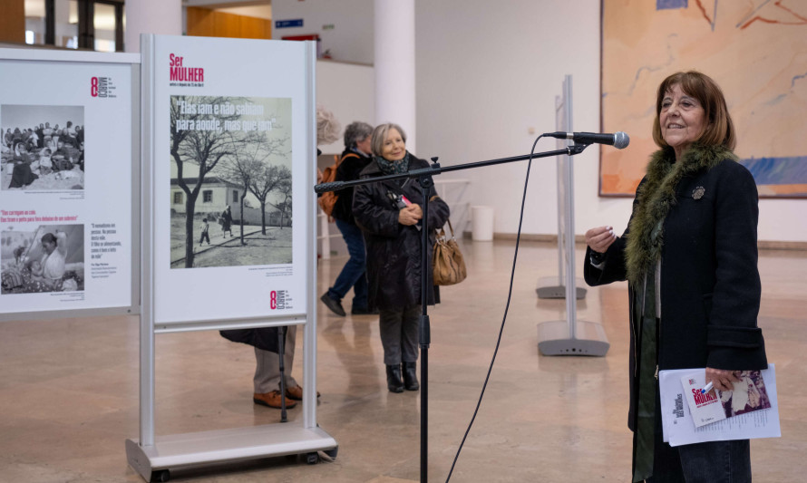 Almada, Cultura, Exposição, Mulher, 25 de abril, Fórum Municipal