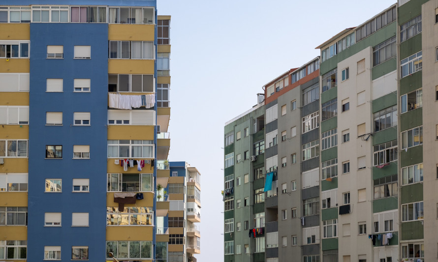 Prédios no concelho de Almada