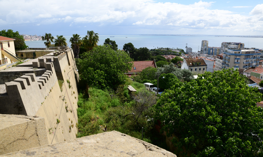CASTELO_DE_ALMADA