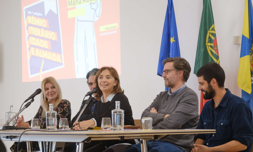 Almada, Cultura, Prémio Literário Cidade de Almada, Inês de Medeiros, presidente, CMA