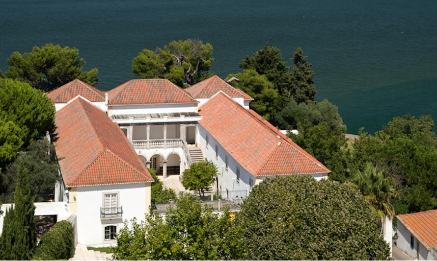 Casa da Cerca - Centro de Arte Contemporânea