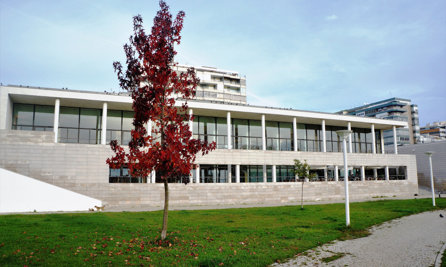 Biblioteca Central - Fórum Municipal Romeu Correia