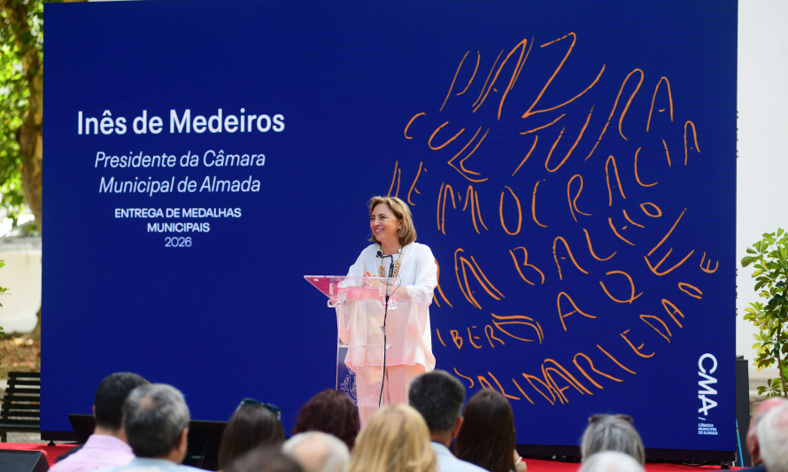 ines de medeiros medalhas da cidade