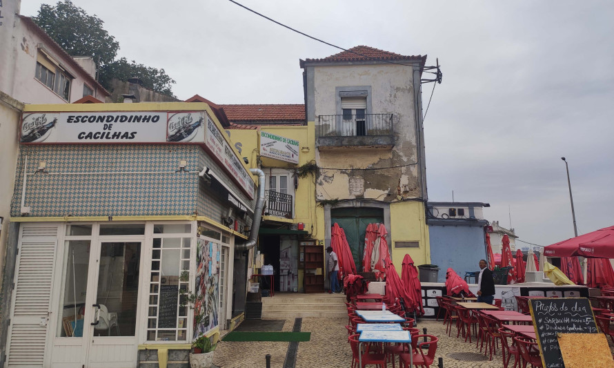 Imagem representativa de Forte de Santa Luzia. Portão de acesso ao interior.