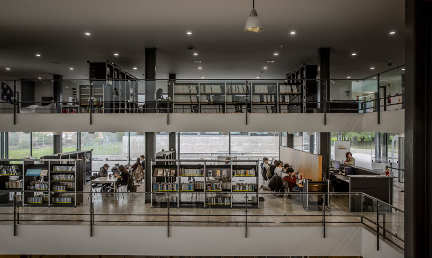Imagem representativa de Universidade Nova de Lisboa  - Faculdade de Ciências e Tecnologia