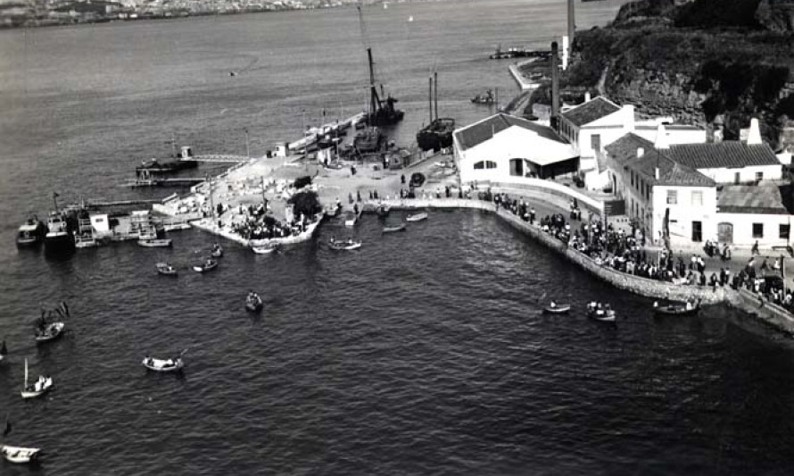 Imagem representativa de Cais do Porto Brandão. Enquadramento aéreo geral.