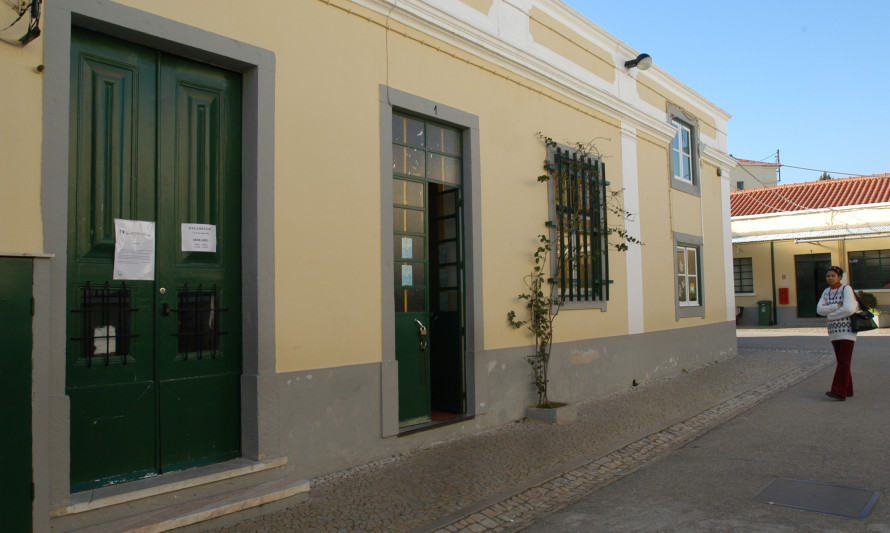 Imagem representativa de Escola Conde de Ferreira. Bloco de salas de aula.