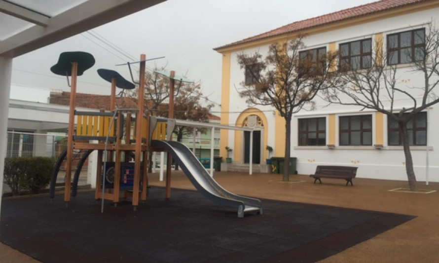 Imagem representativa de Escola Básica do Pragal. Logradouro.