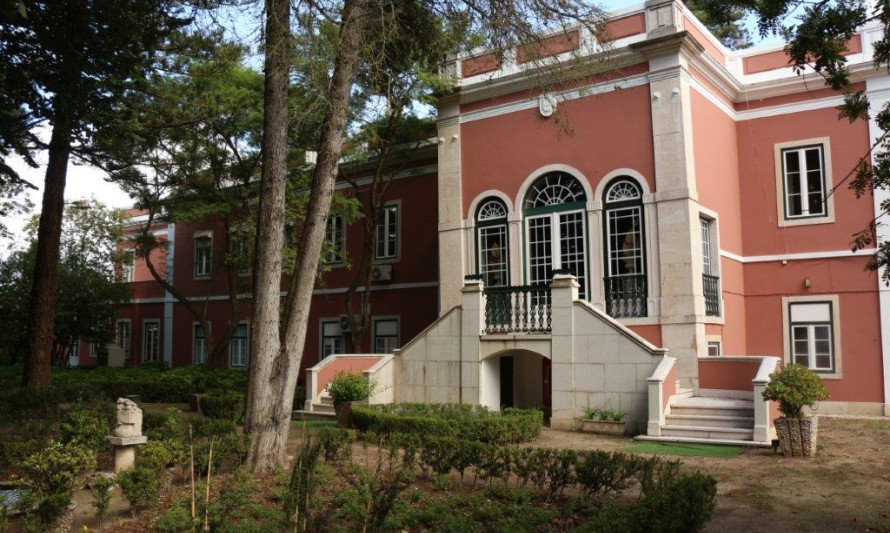 Imagem representativa de Paço Real do Alfeite / Palácio do Alfeite / Sede do Comando da Base Naval de Lisboa. Fachada.