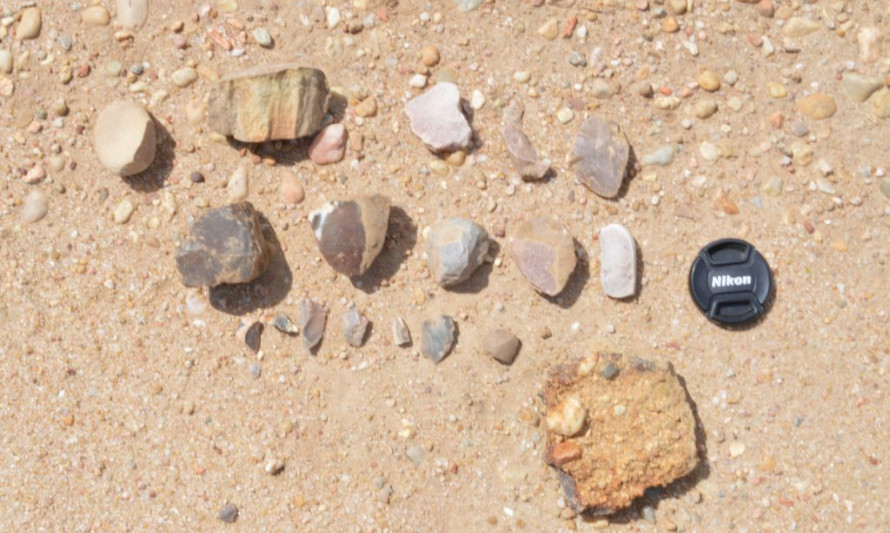 Imagem representativa de Marco Pacheco. Conjunto de materiais líticos identificados (2016).