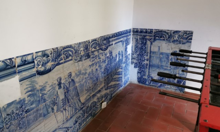 Imagem representativa de Quinta de S. Lourenço - Azulejos cenas galantes