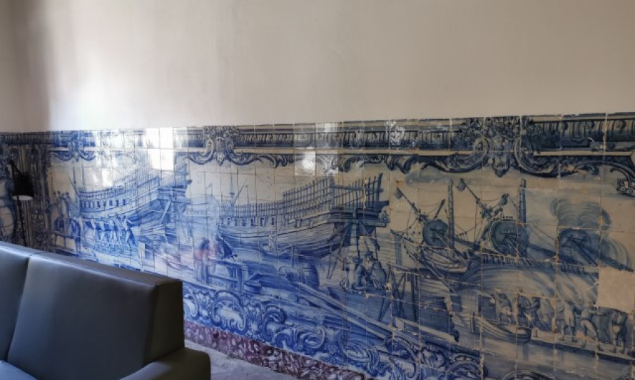 Imagem representativa de Quinta de S. Lourenço - Azulejos motivos náuticos