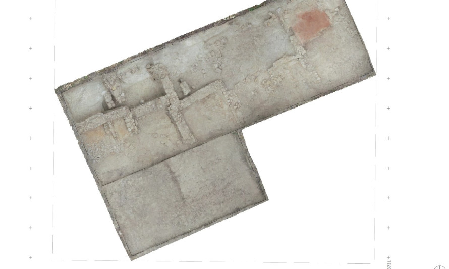 Imagem representativa de Estação Arqueológica da Quinta do Almaraz. Área habitacional (levantamento aéreo da Sondagem 1 no final da campanha de 2023).