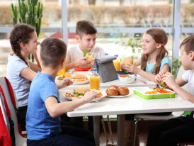 alimentação escolar_Câmara Municipal de Almada