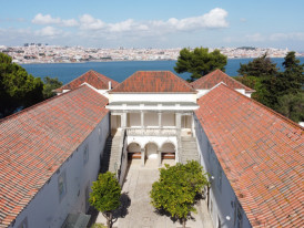 Fotografia aérea (com drone) do Pátio da Casa da Cerca