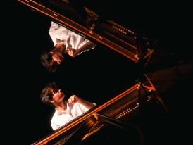 Dinis Reis ao piano