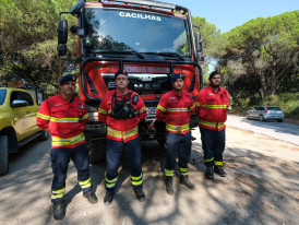 Bombeiros em vigilância na Mata dos Medos 