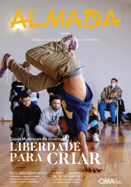 Almada Revista Maio Capa