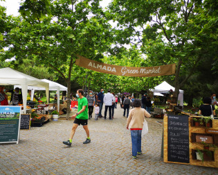Almada Green Market
