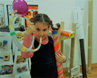 Oficina Vamos LIXOMUSICAR… e construir uma CORNETA ecológica