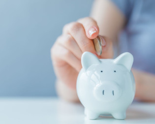 Aprende a poupar com a escrita criativa