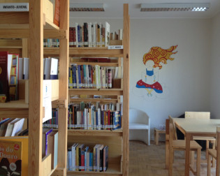 sala de leitura da biblioteca da trafaria