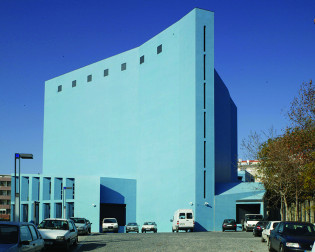 Teatro Municipal Joaquim Benite