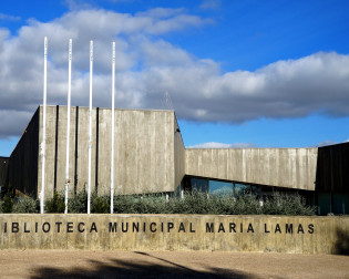 Imagem representativa de Biblioteca Municipal Maria Lamas